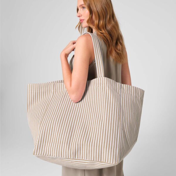 Oversized Beach Bag Thumbnail